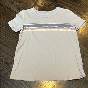 American Eagle tee size xs lavender